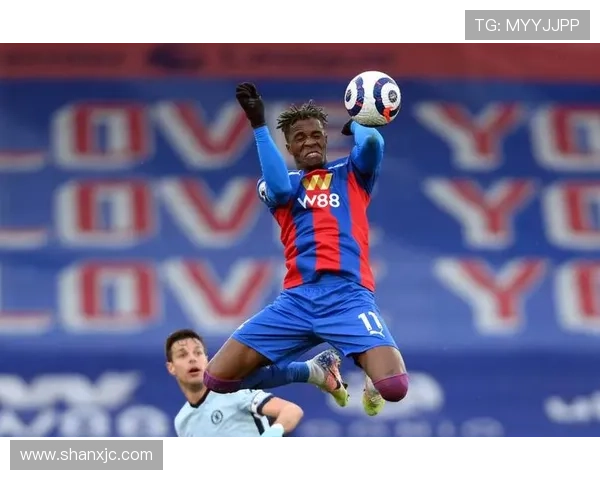 英超最新赛季数据分析：球员表现、球队战术与赛事走势全面解读